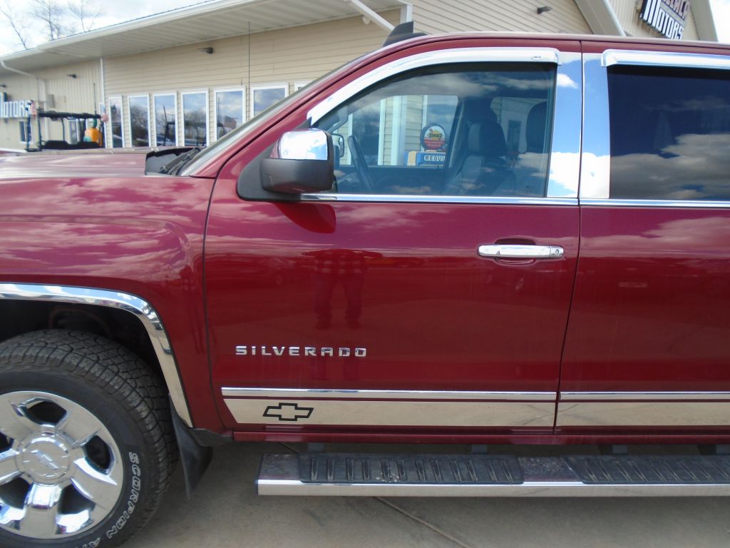 Photo 3 of this CHEVROLET SILVERADO 1500