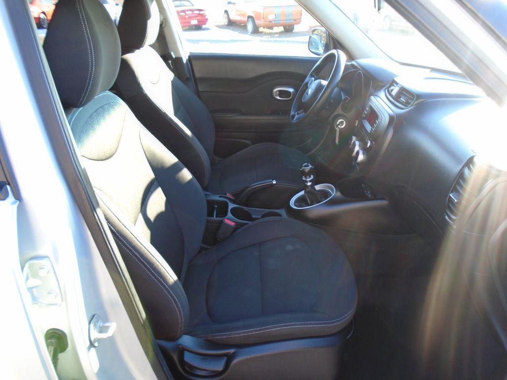 Photo 29 of this KIA SOUL