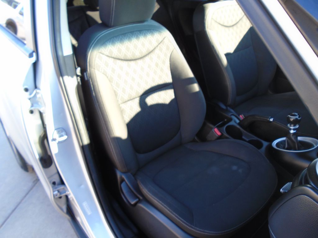 Photo 32 of this KIA SOUL