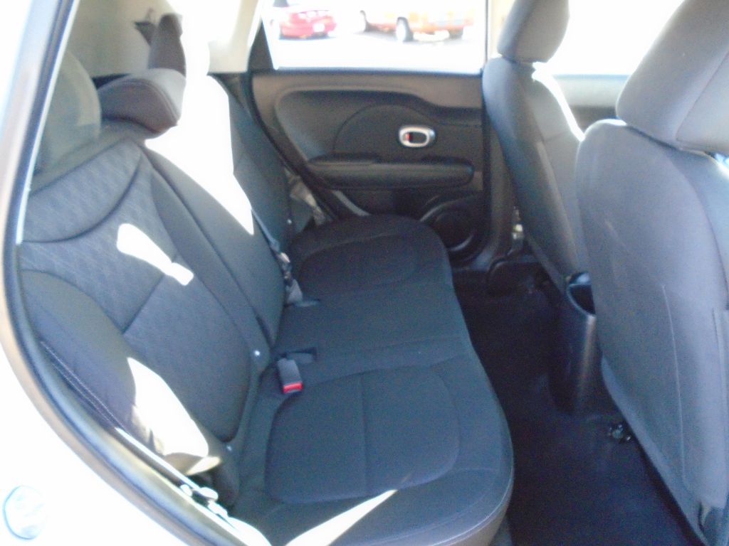 Photo 37 of this KIA SOUL
