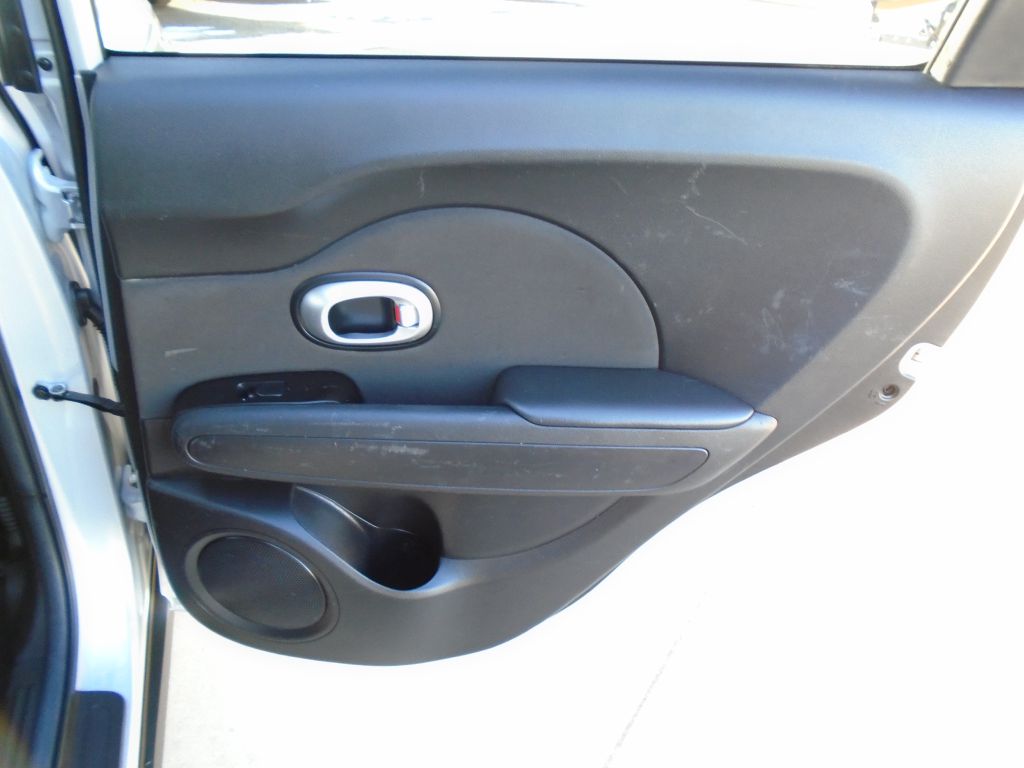 Photo 38 of this KIA SOUL