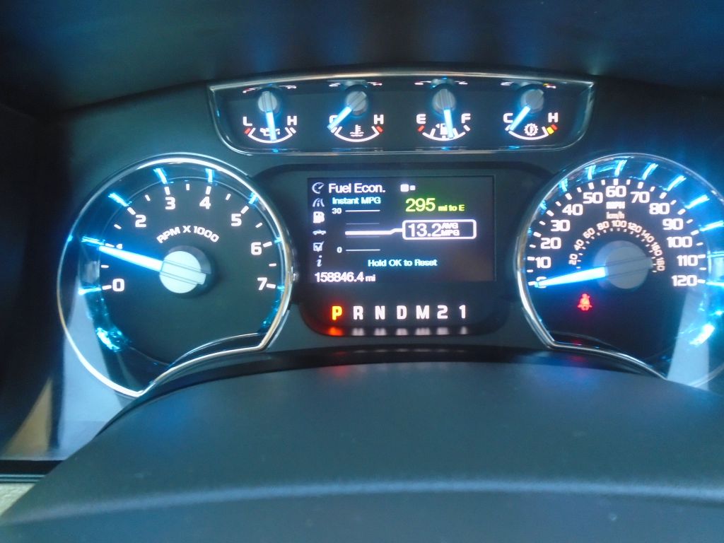 Photo 57 of this FORD F150 LARIAT