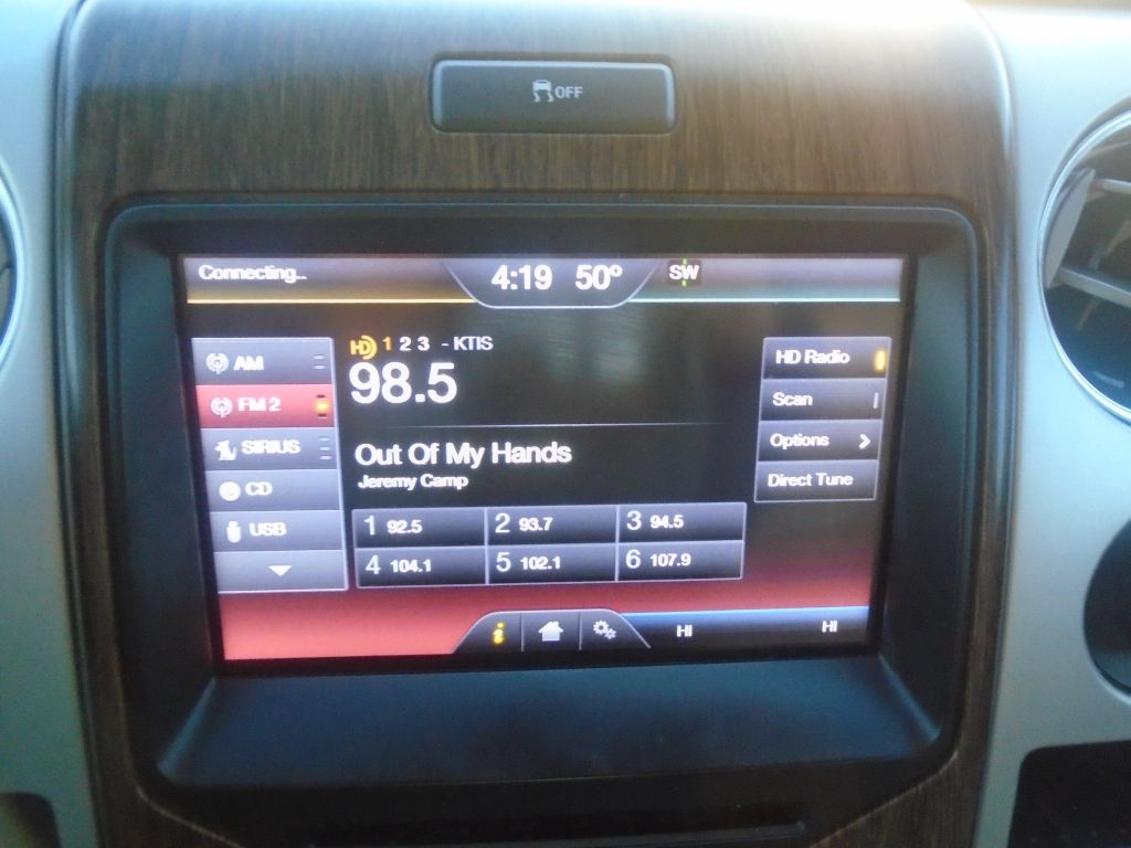 Photo 59 of this FORD F150 LARIAT