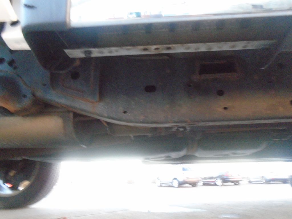 Photo 82 of this FORD F150 LARIAT
