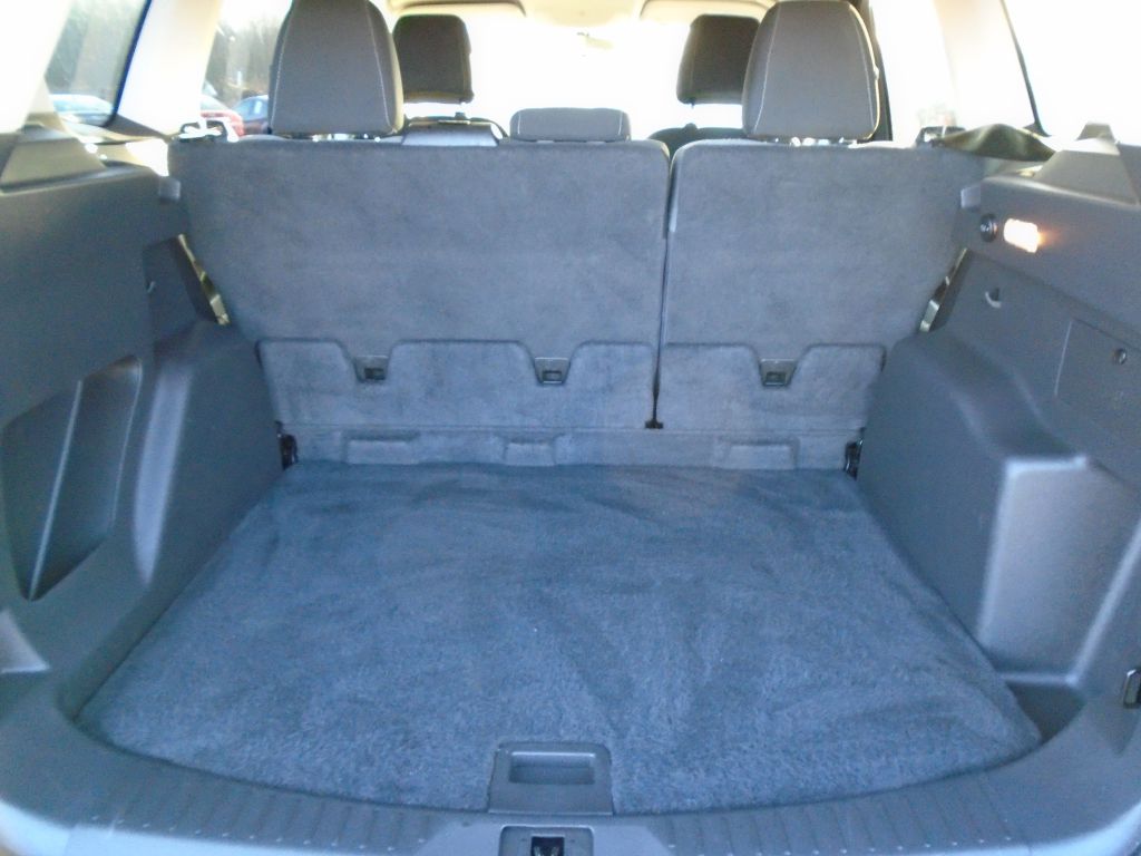 Photo 12 of this FORD ESCAPE