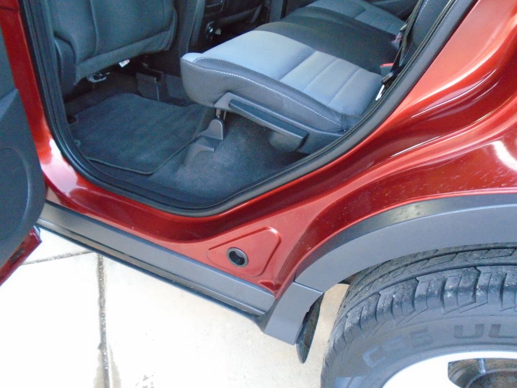 Photo 27 of this FORD ESCAPE