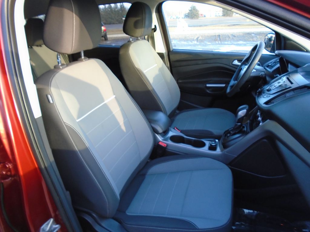 Photo 30 of this FORD ESCAPE