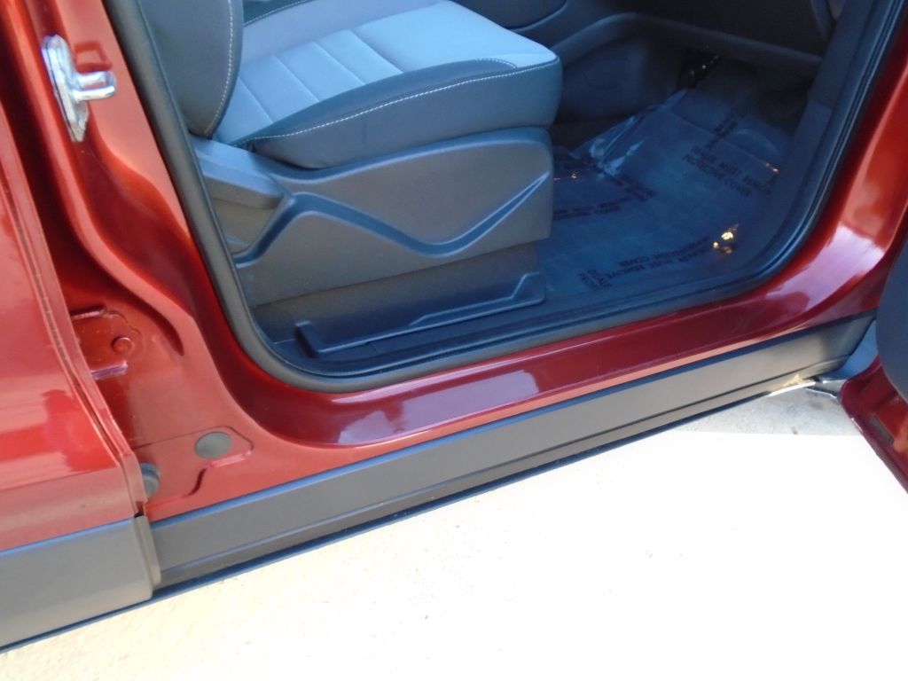 Photo 34 of this FORD ESCAPE