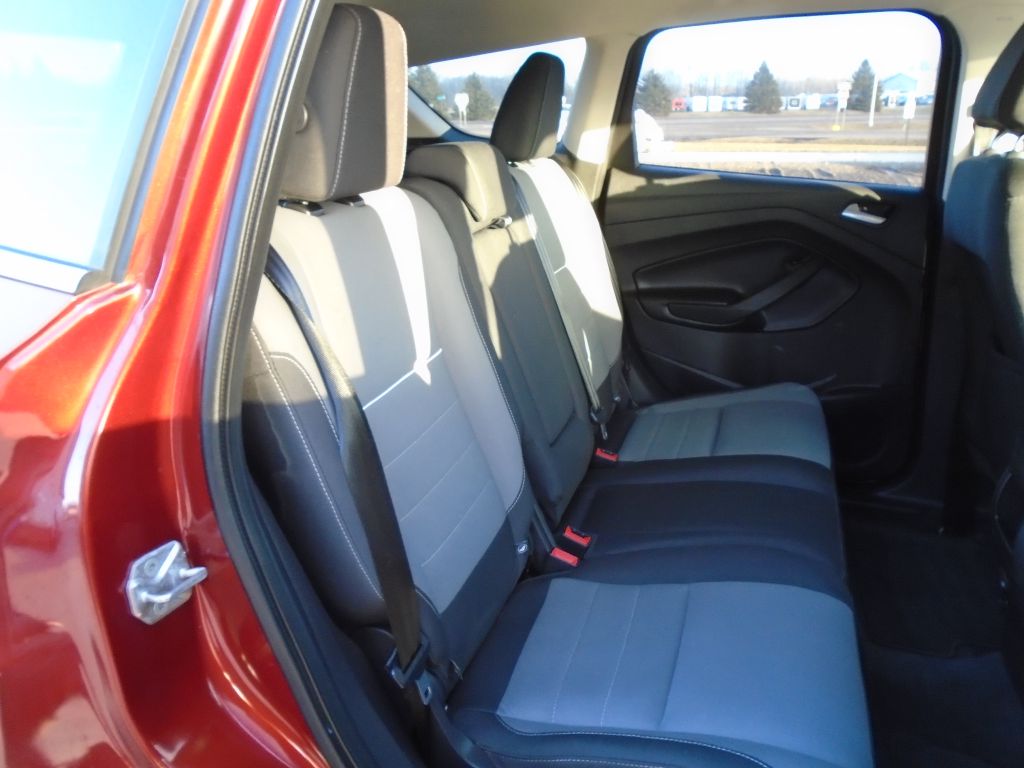 Photo 38 of this FORD ESCAPE