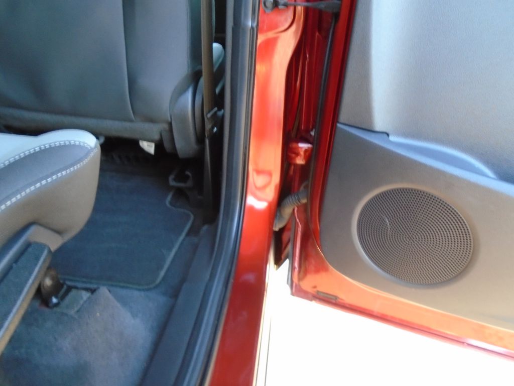 Photo 42 of this FORD ESCAPE