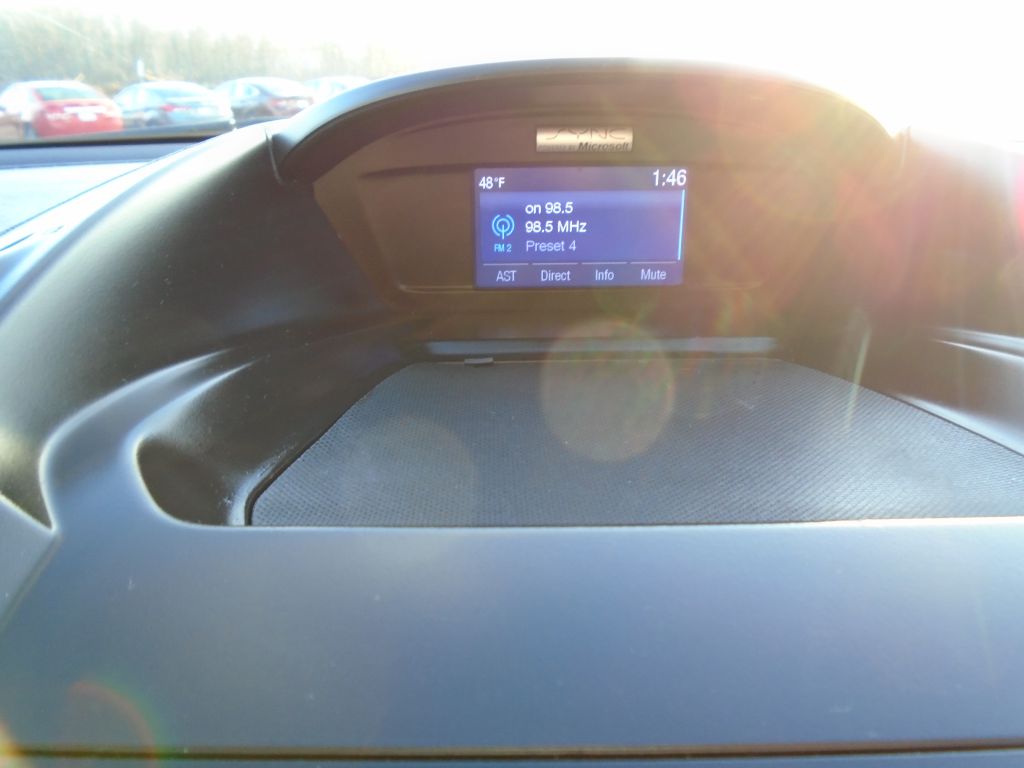 Photo 48 of this FORD ESCAPE