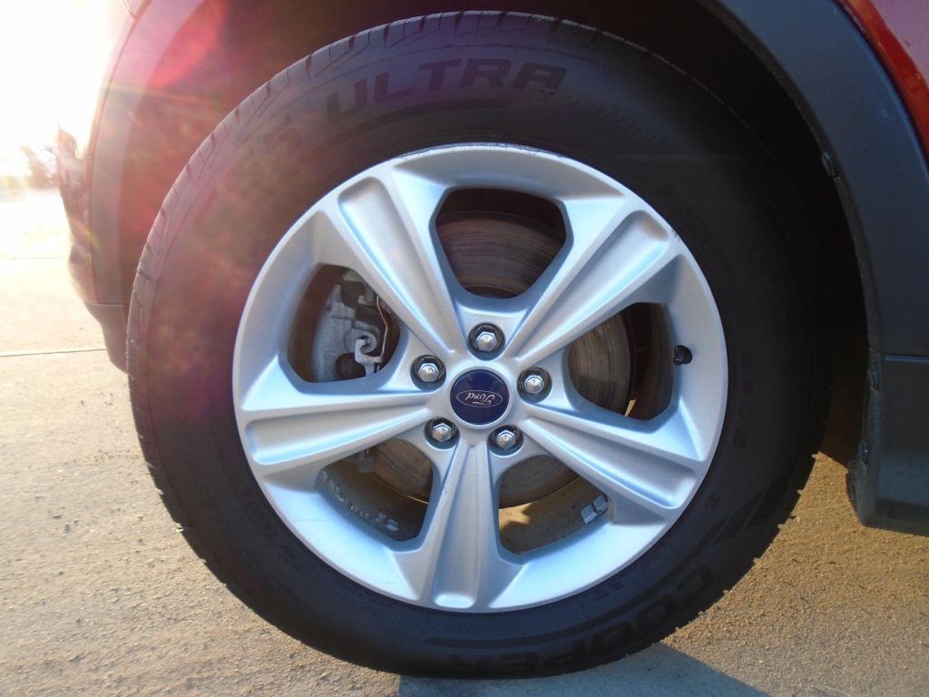 Photo 59 of this FORD ESCAPE