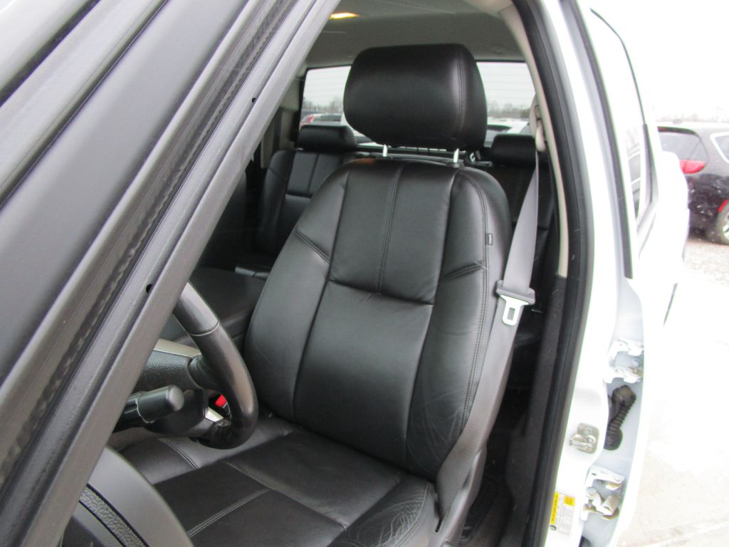 Photo 16 of this CHEVROLET SILVERADO 1500