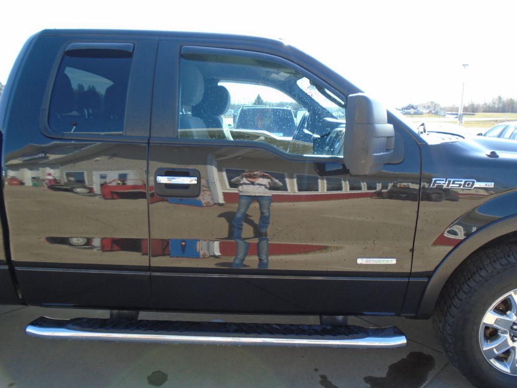 Photo 9 of this FORD F150