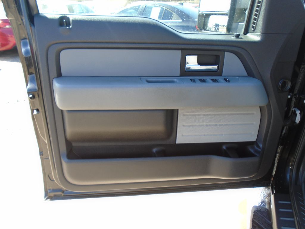 Photo 16 of this FORD F150