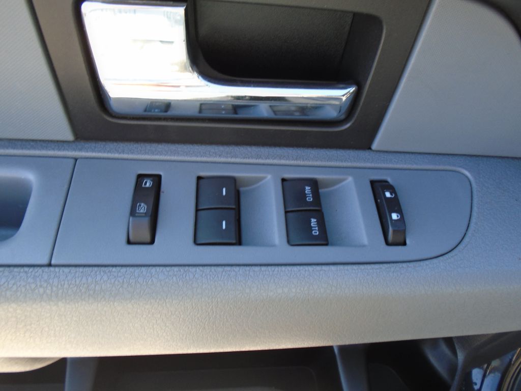 Photo 17 of this FORD F150