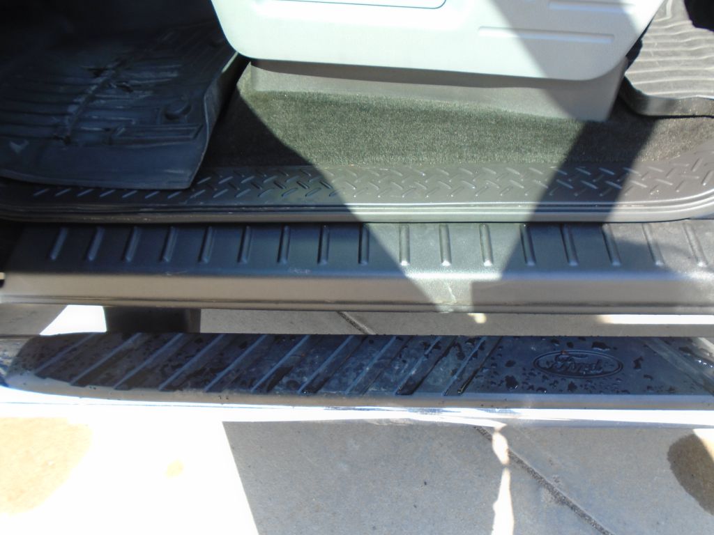 Photo 20 of this FORD F150