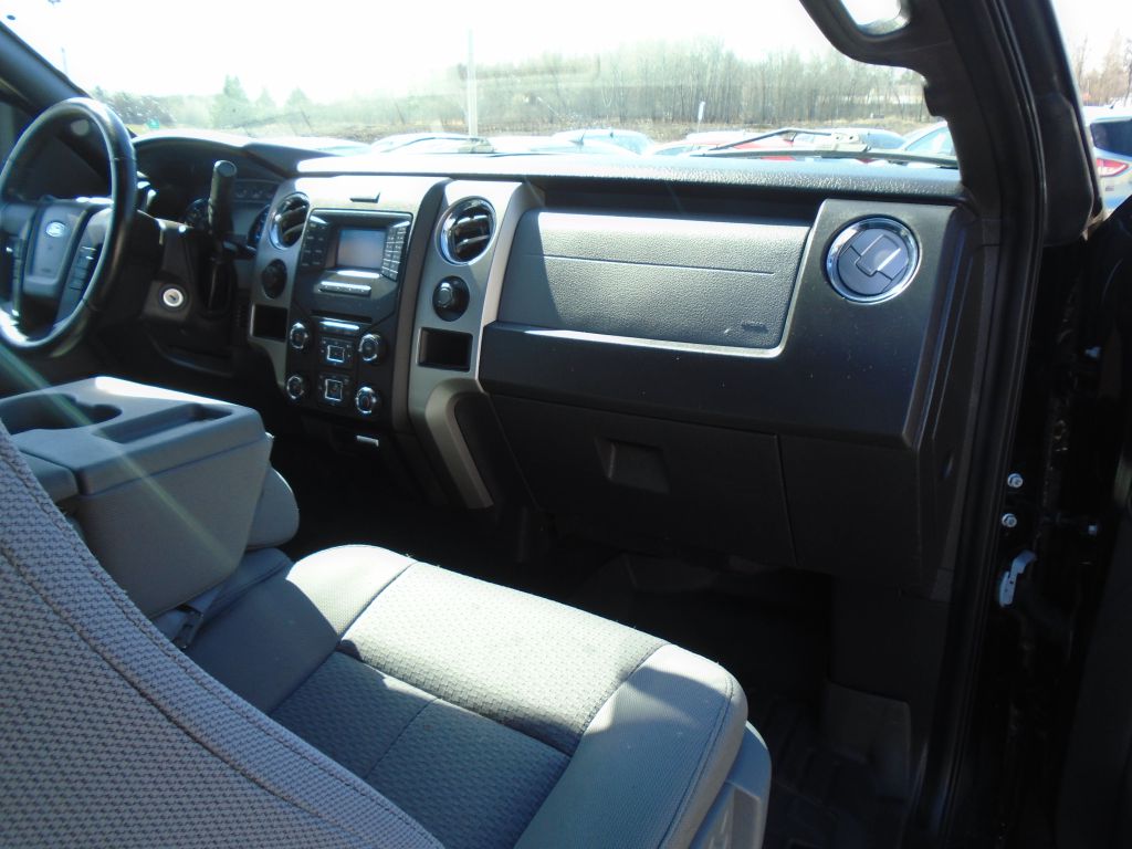 Photo 31 of this FORD F150