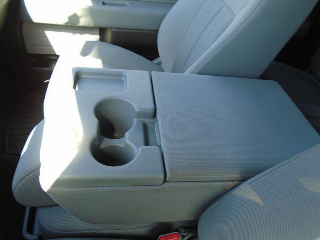Photo 52 of this FORD F150