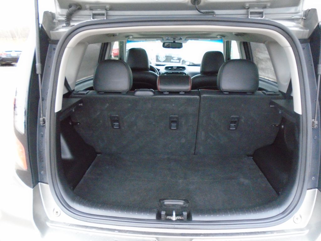 Photo 12 of this KIA SOUL