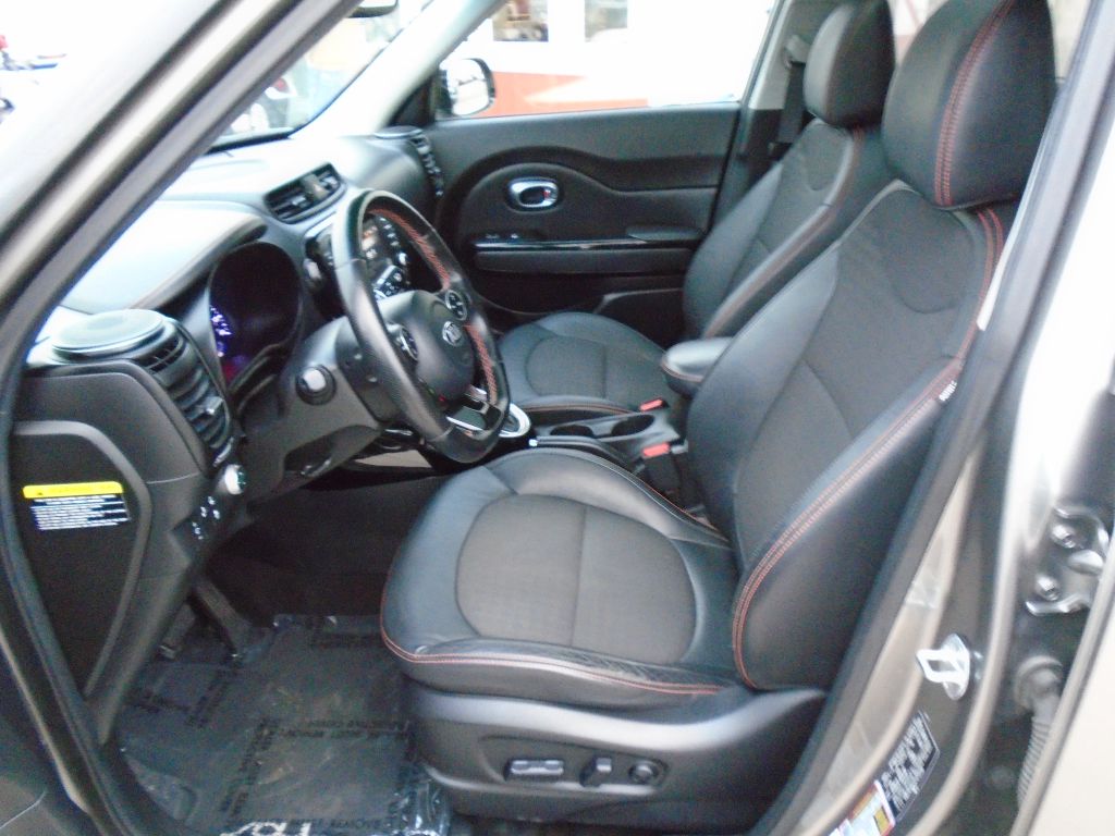 Photo 14 of this KIA SOUL