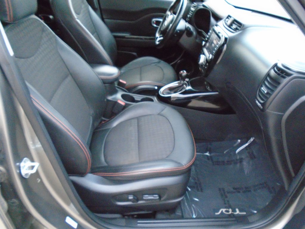 Photo 33 of this KIA SOUL