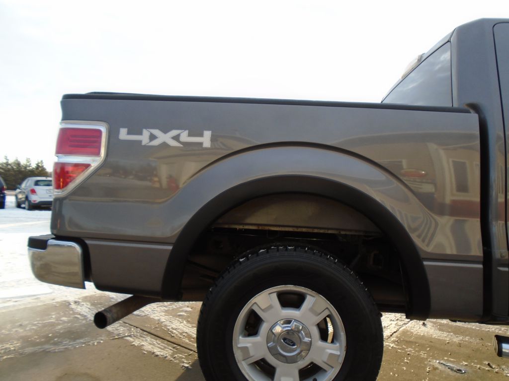 Photo 12 of this FORD F150