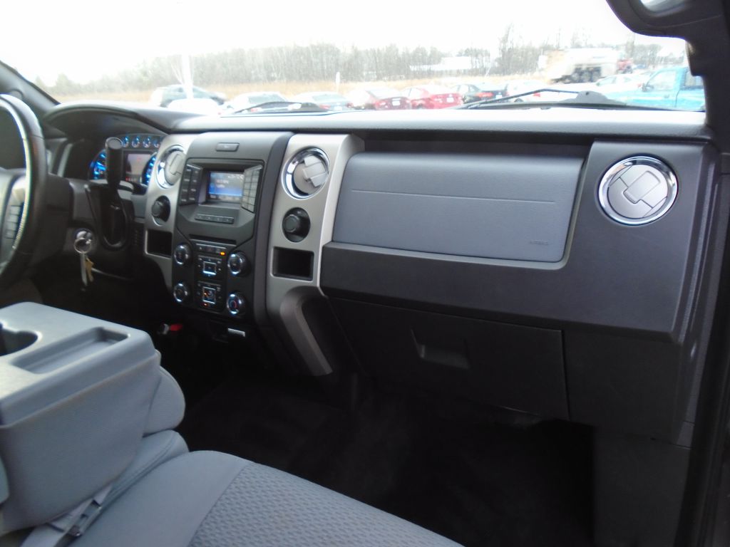 Photo 34 of this FORD F150