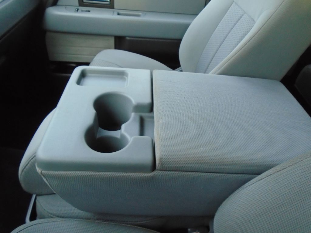 Photo 57 of this FORD F150