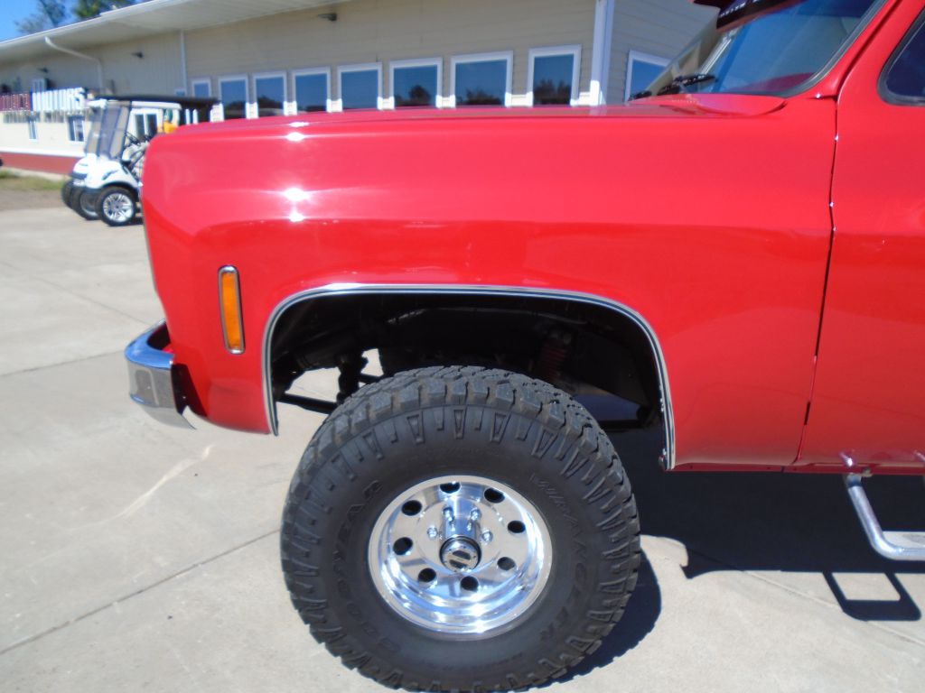 Photo 2 of this CHEVROLET K10