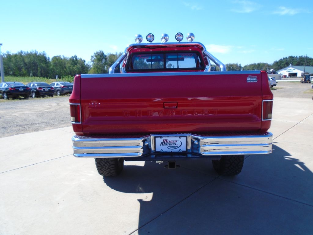 Photo 11 of this CHEVROLET K10