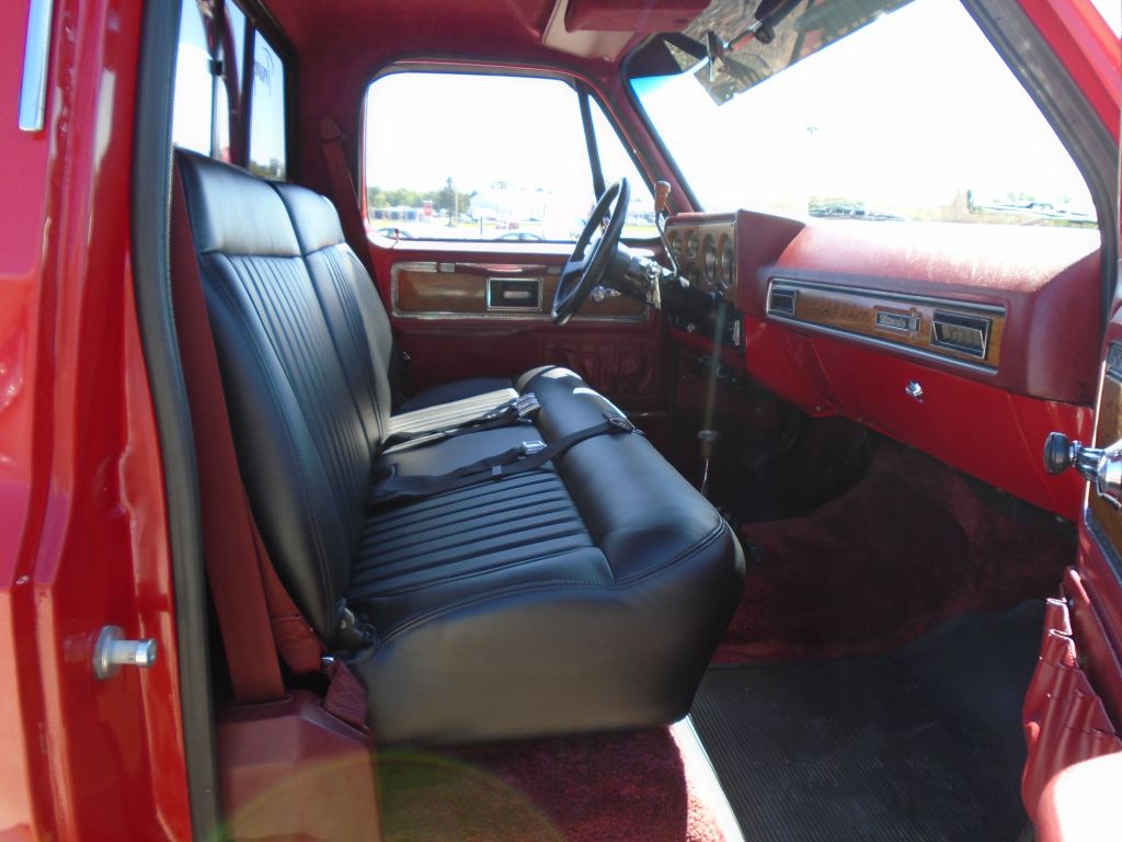 Photo 23 of this CHEVROLET K10