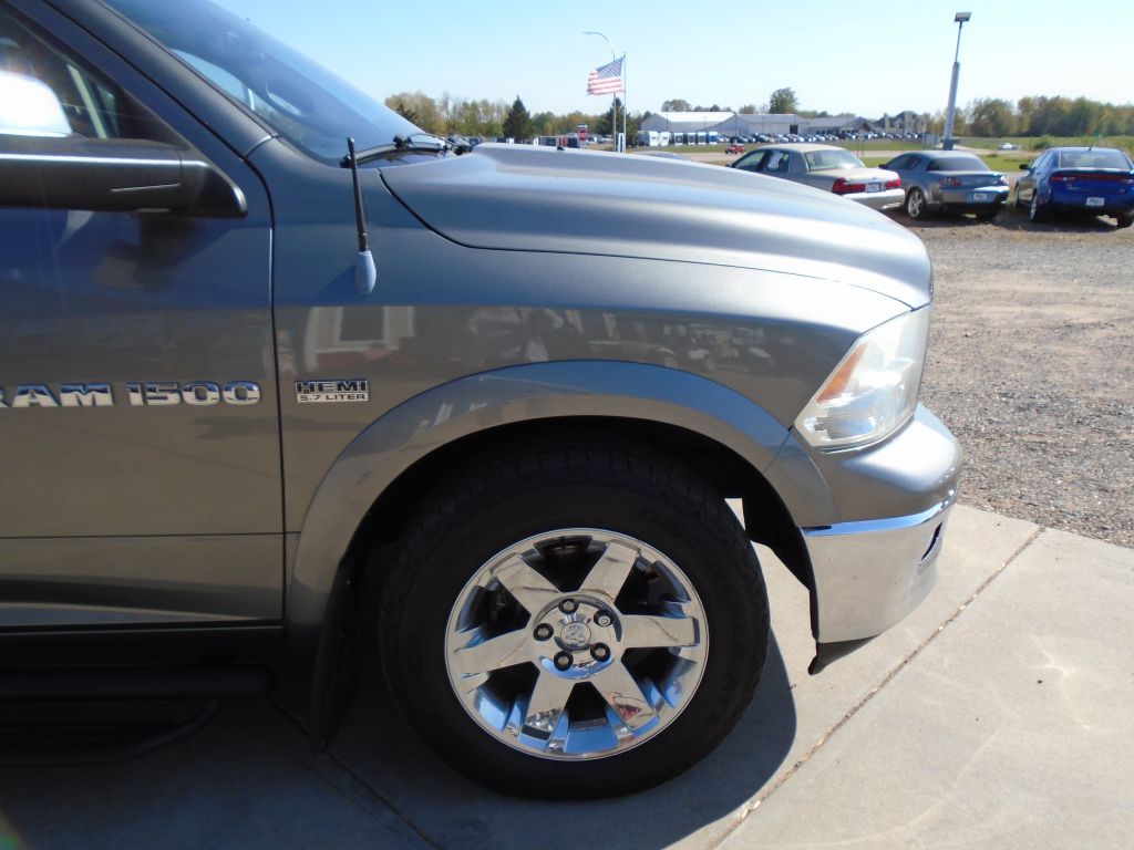 Photo 8 of this DODGE RAM 1500