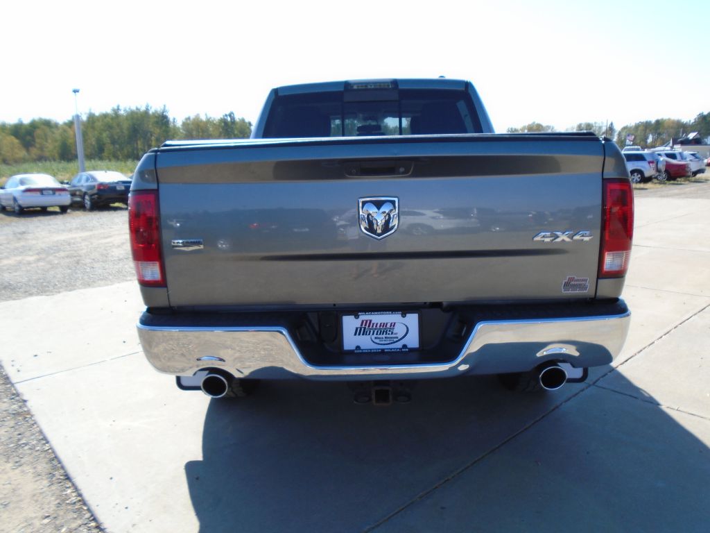 Photo 12 of this DODGE RAM 1500