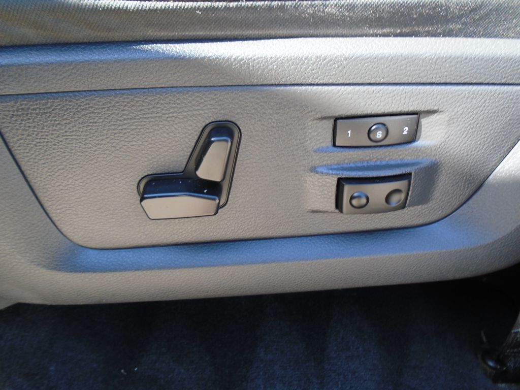 Photo 16 of this DODGE RAM 1500