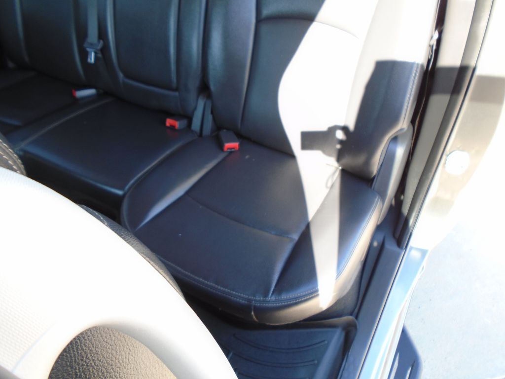 Photo 27 of this DODGE RAM 1500