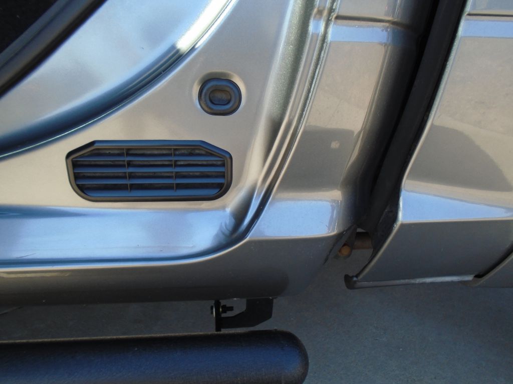 Photo 30 of this DODGE RAM 1500