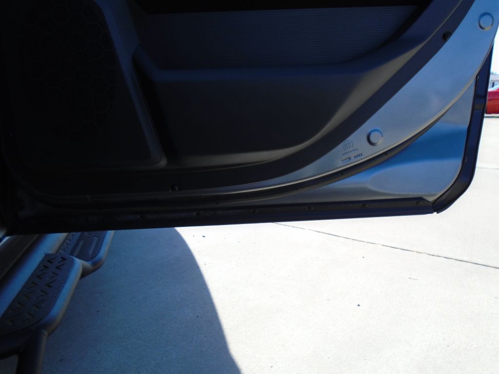 Photo 47 of this DODGE RAM 1500