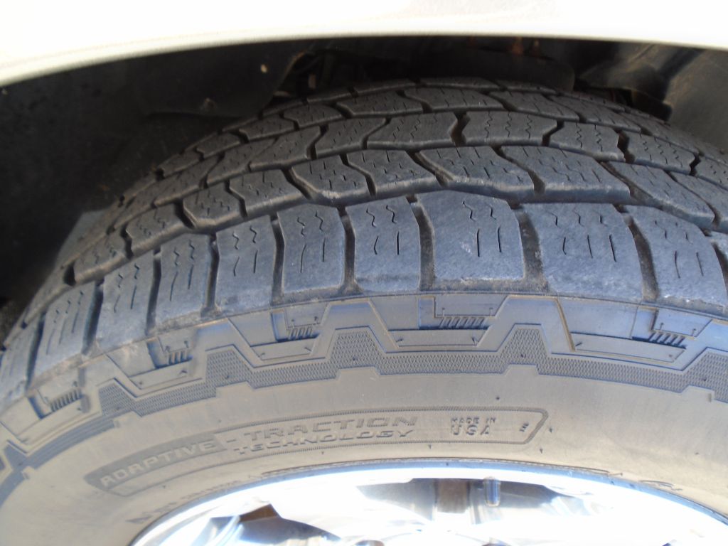 Photo 70 of this DODGE RAM 1500