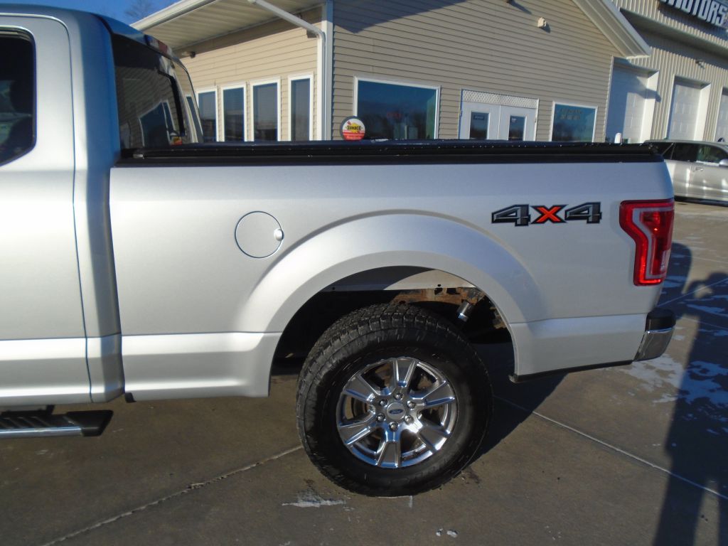Photo 5 of this FORD F150