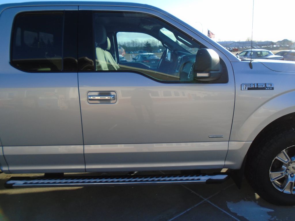 Photo 9 of this FORD F150
