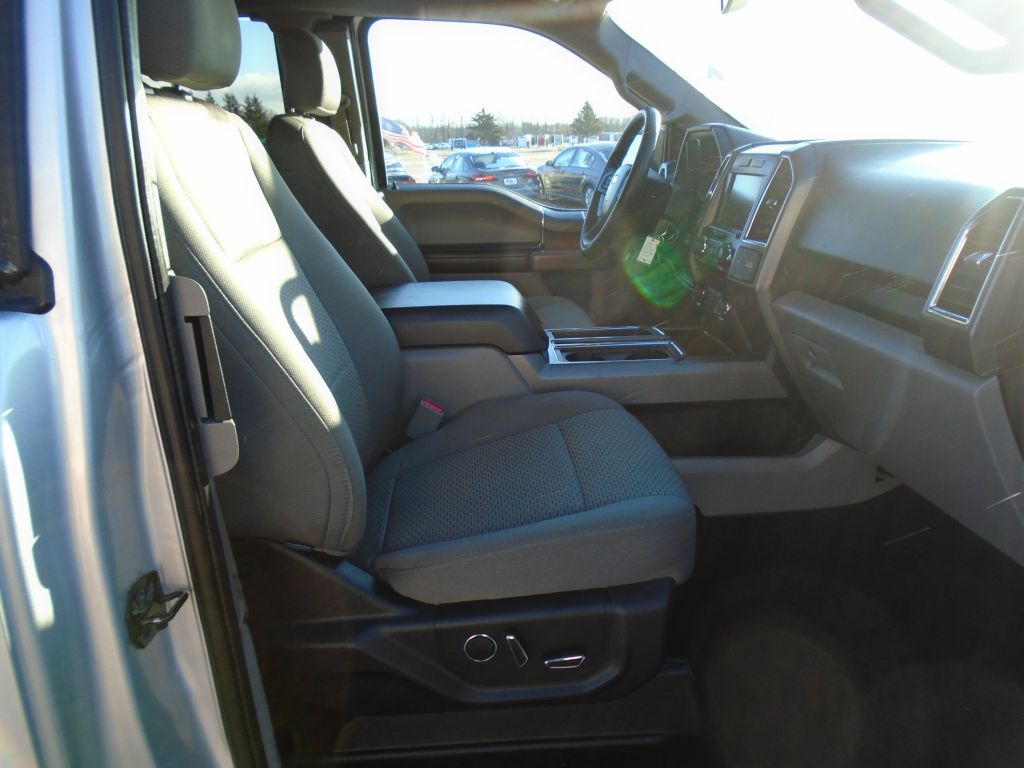Photo 29 of this FORD F150