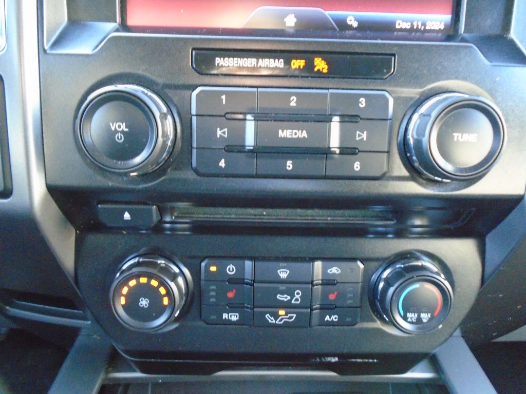 Photo 52 of this FORD F150
