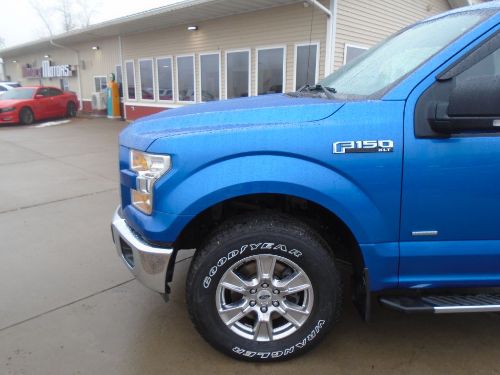 Photo 2 of this FORD F150
