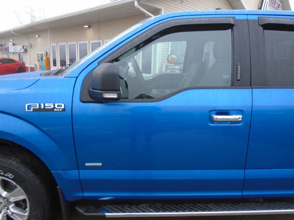 Photo 3 of this FORD F150