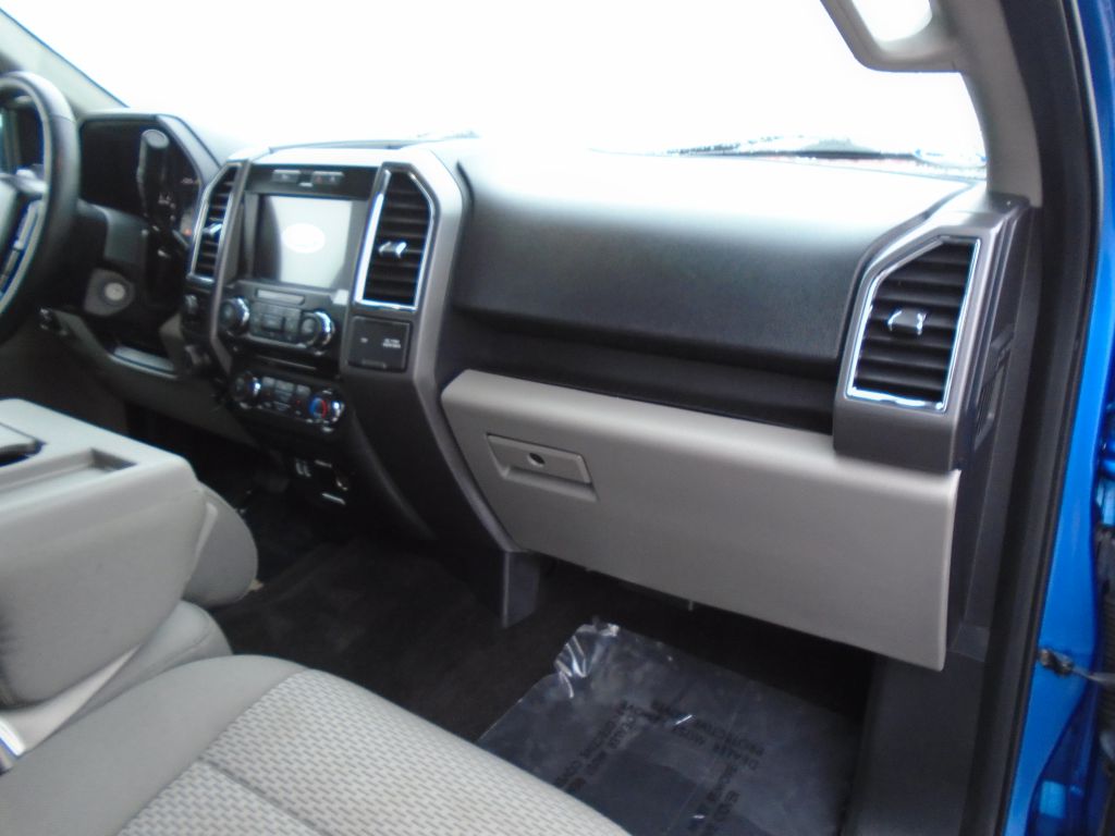 Photo 31 of this FORD F150