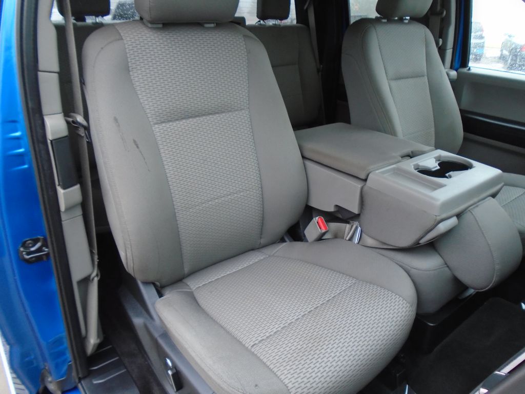 Photo 34 of this FORD F150