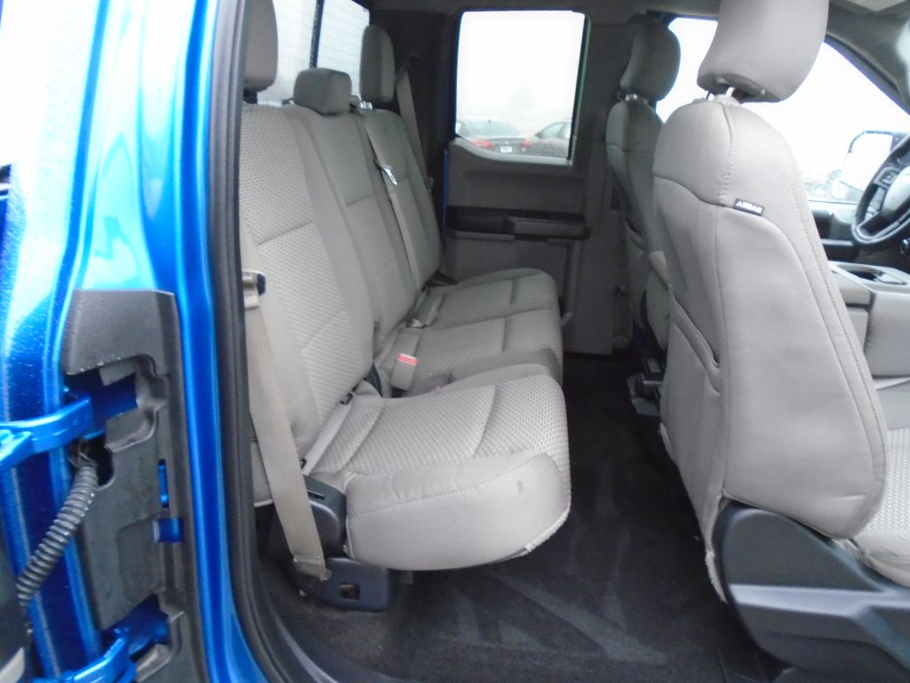 Photo 38 of this FORD F150