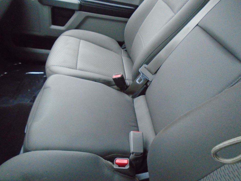 Photo 57 of this FORD F150