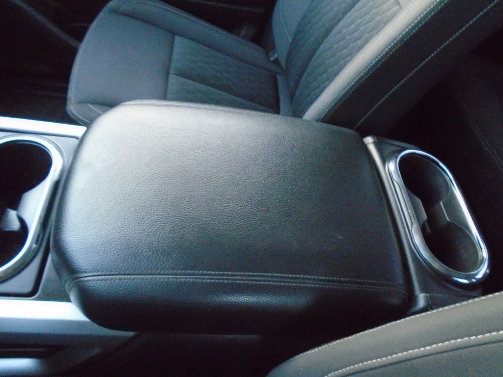 Photo 59 of this NISSAN TITAN